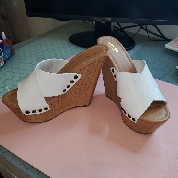 Mossimo Supply wedges - Picture 1 of 5